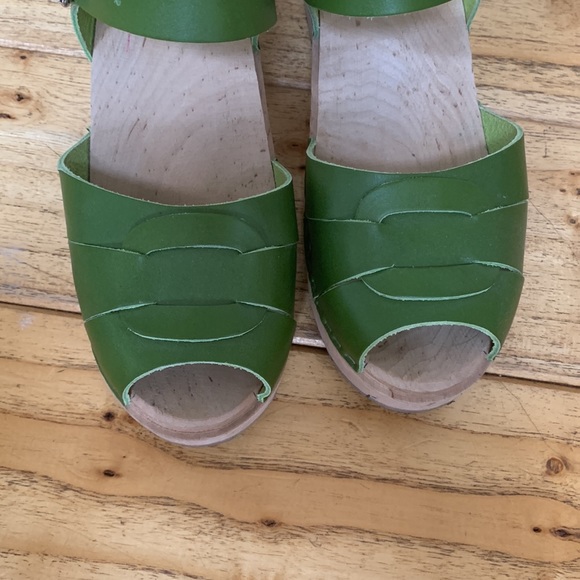 Lotta from Stockholm Peeptoe Clogs - Apple Green Leather - size 41EU/ 9.5US - Picture 3 of 5